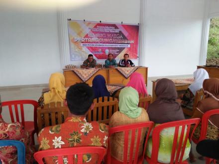 Rembug Pertanggungjawaban Program Jalin Matra Feminisasi Desa Puyung 